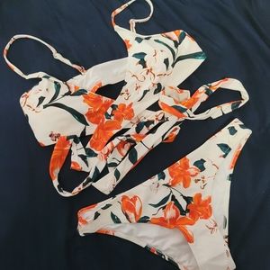 Cupshe size medium 2 piece bikini